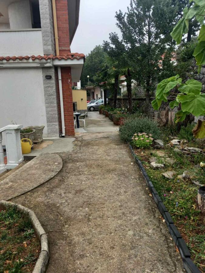 Pobri App3 Apartman Matulji Kültér fotó